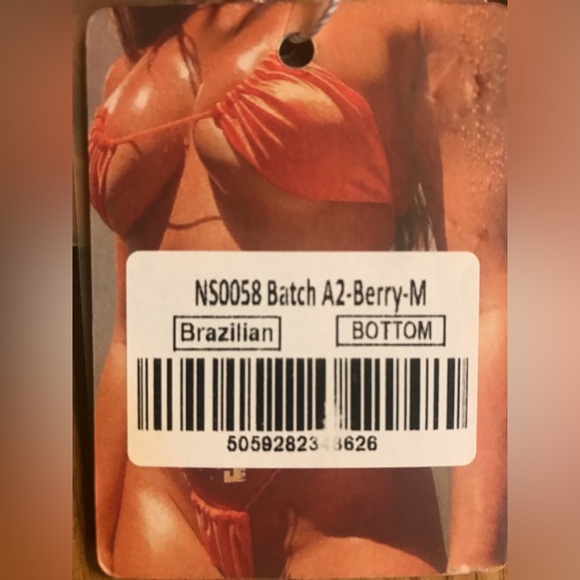 Neena bikini - Picture 8 of 9